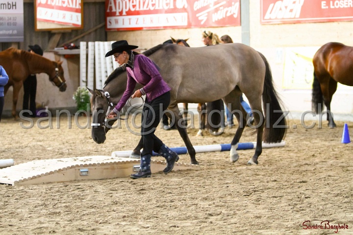 02-OIHT_107.jpg