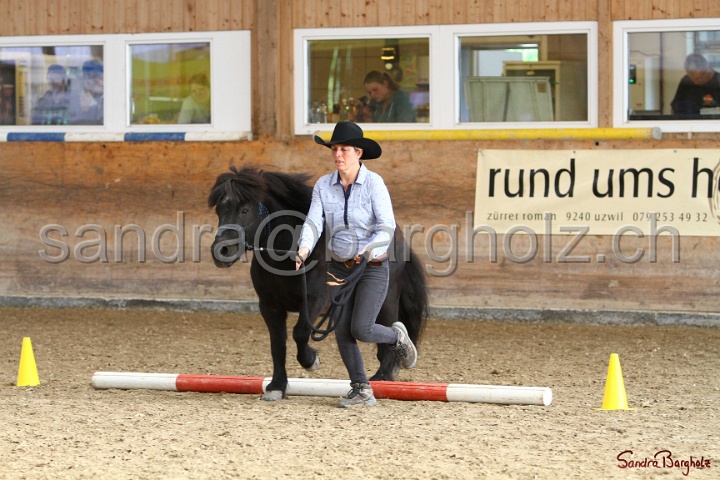 03-OKV-TIH_552.jpg